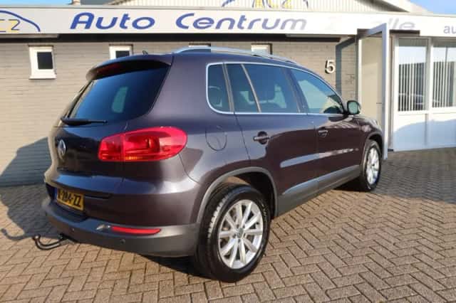 Volkswagen Tiguan (2016) thumbnail 5