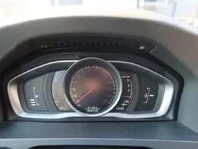 Volvo S60 (2017) thumbnail 13