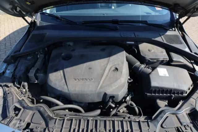 Volvo S60 (2017) thumbnail 24