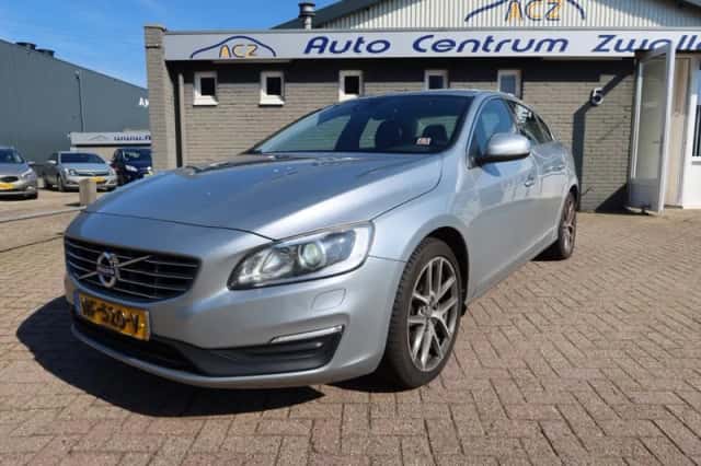 Volvo S60 (2017) thumbnail 1