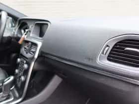 Volvo V40 (2020) thumbnail 12
