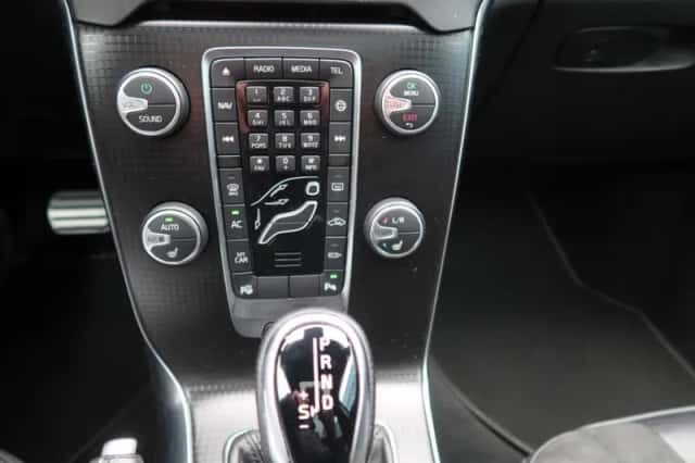 Volvo V40 (2020) thumbnail 16