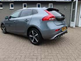 Volvo V40 (2020) thumbnail 3