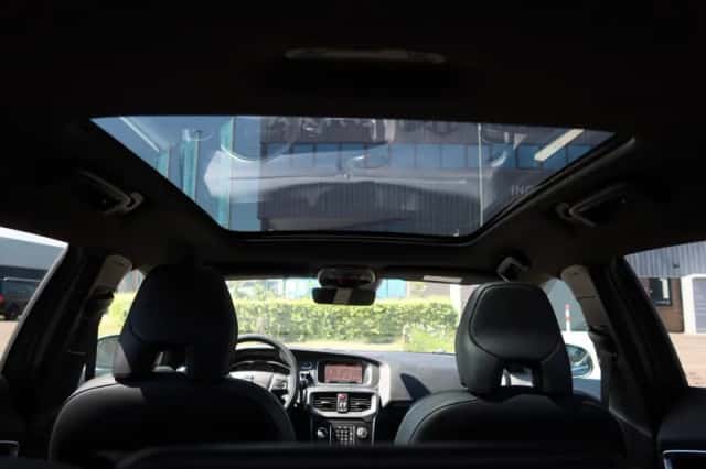 Volvo V40 (2020) thumbnail 6