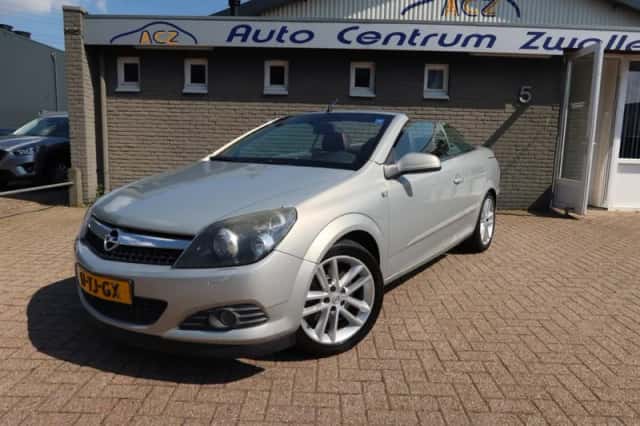 Opel Astra (2006) thumbnail 1
