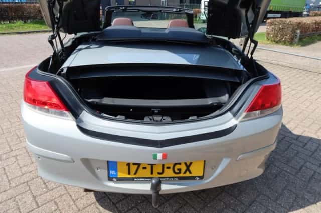 Opel Astra (2006) thumbnail 13