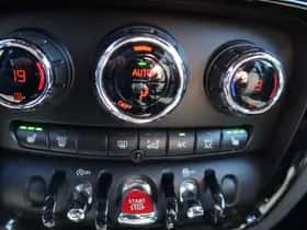 MINI Clubman (2017) thumbnail 12