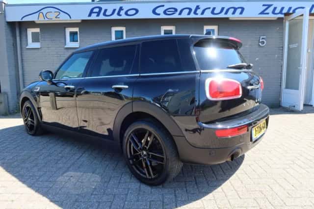 MINI Clubman (2017) thumbnail 3