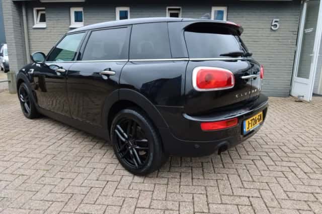 MINI Clubman (2017) thumbnail 3