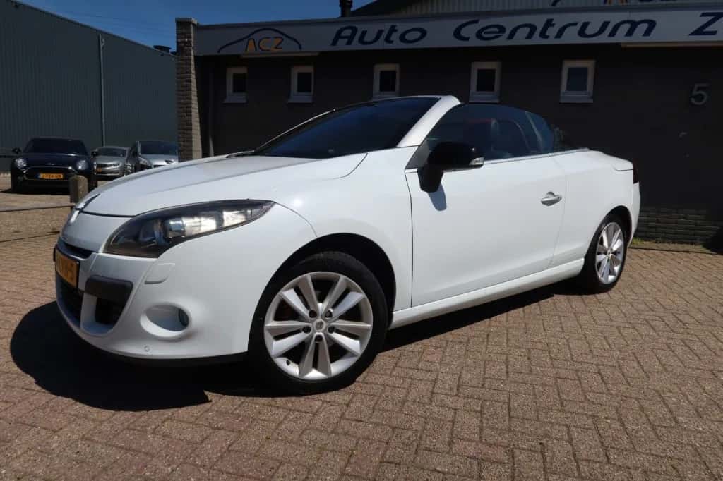 Renault Mégane (2010) — foto 1