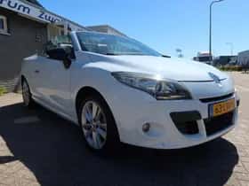 Renault Mégane (2010) thumbnail 2
