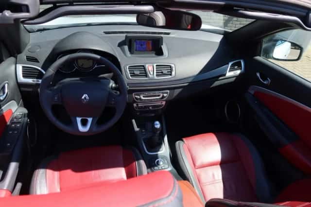 Renault Mégane (2010) thumbnail 11