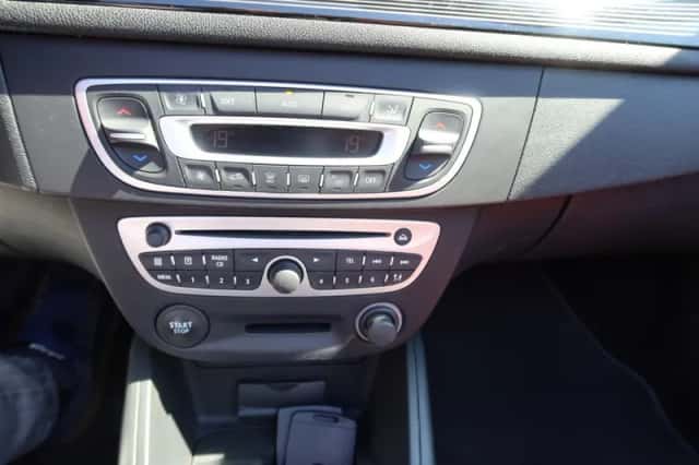 Renault Mégane (2010) thumbnail 14