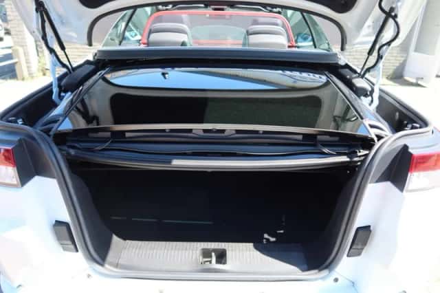 Renault Mégane (2010) thumbnail 16