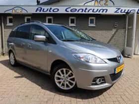 Mazda 5 (2010) thumbnail 2