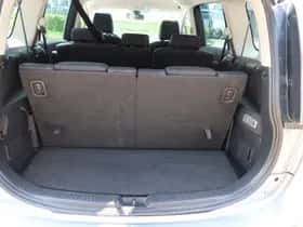 Mazda 5 (2010) thumbnail 12