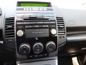 Mazda 5 (2010) thumbnail 16