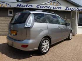 Mazda 5 (2010) thumbnail 4