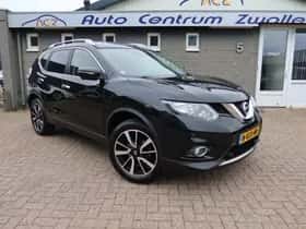 Nissan X-Trail (2017) thumbnail 2