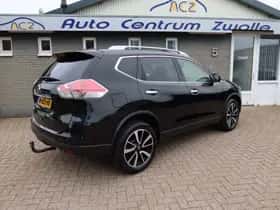 Nissan X-Trail (2017) thumbnail 4
