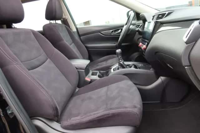 Nissan X-Trail (2017) thumbnail 6