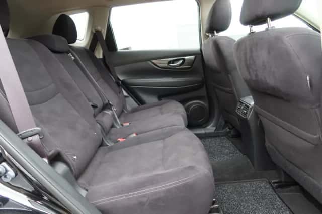 Nissan X-Trail (2017) thumbnail 7
