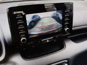 Toyota Yaris (2022) thumbnail 4