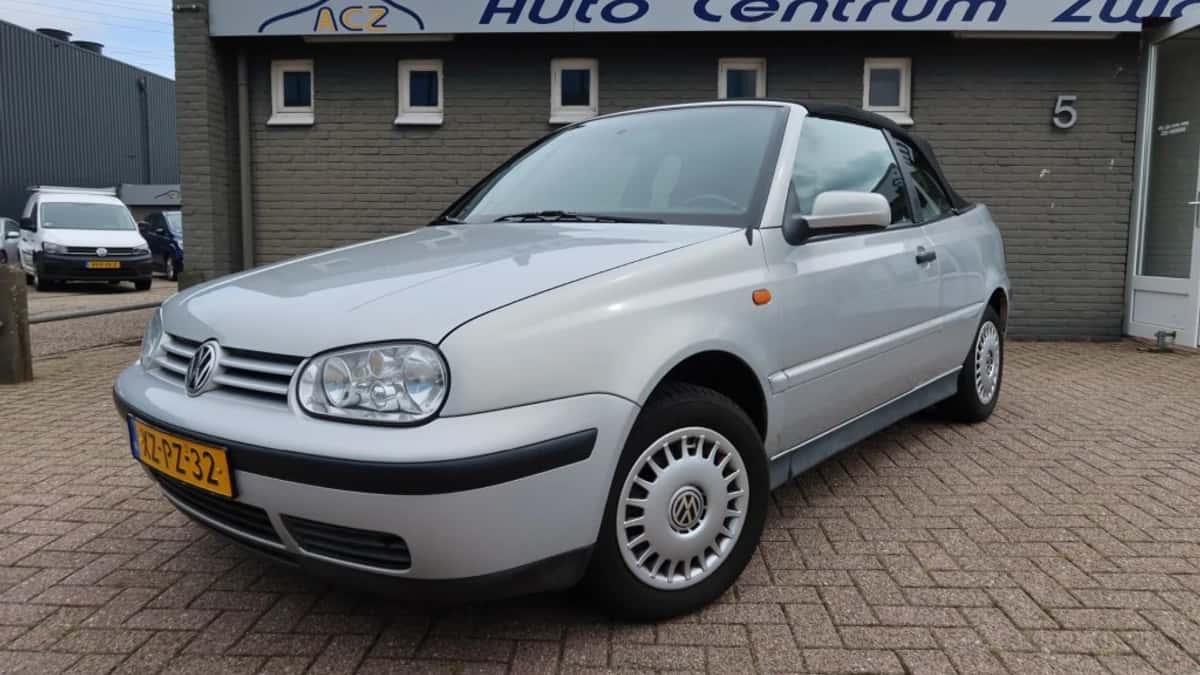 Volkswagen Golf (1999) — foto 1