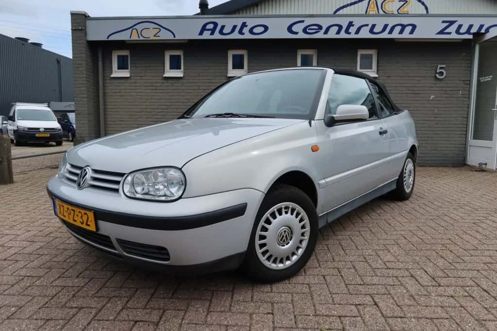 Volkswagen Golf (1999) — foto 1