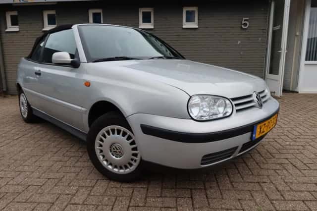 Volkswagen Golf (1999) thumbnail 2