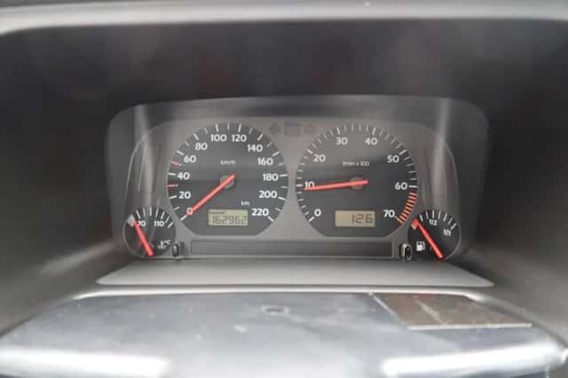 Volkswagen Golf (1999) thumbnail 11