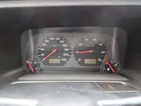 Volkswagen Golf (1999) thumbnail 11