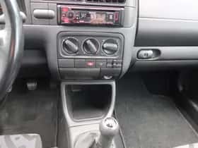 Volkswagen Golf (1999) thumbnail 12