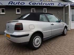 Volkswagen Golf (1999) thumbnail 3