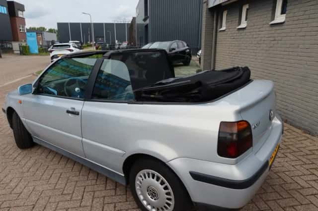Volkswagen Golf (1999) thumbnail 5