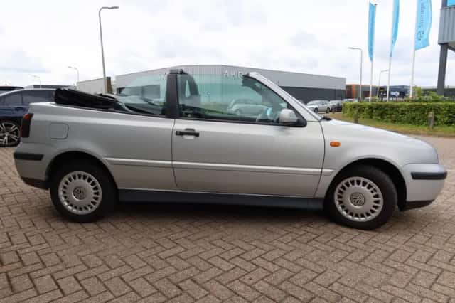 Volkswagen Golf (1999) thumbnail 8