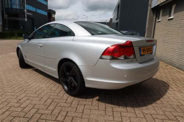 Volvo C70 (2006) thumbnail 3