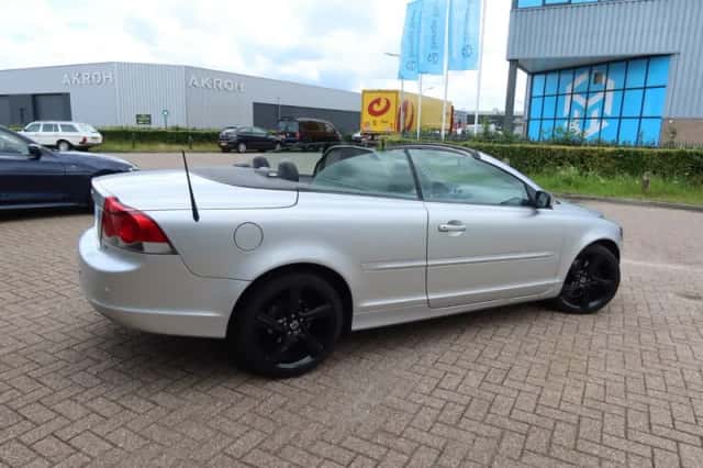 Volvo C70 (2006) thumbnail 6