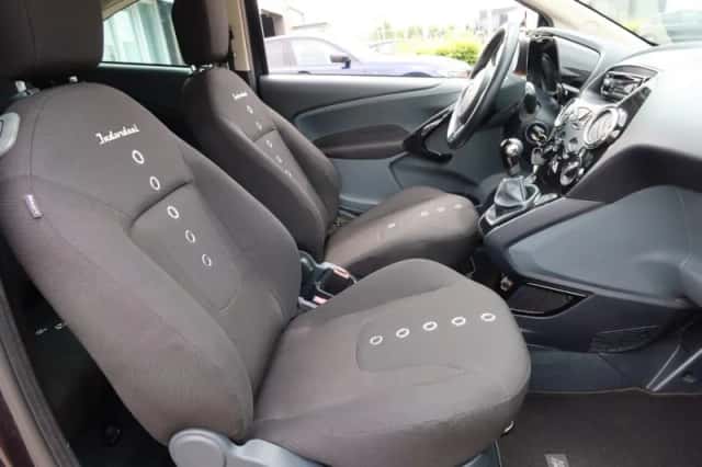 Ford KA (2011) thumbnail 6