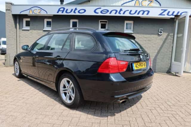 BMW 3-Serie (2011) thumbnail 3