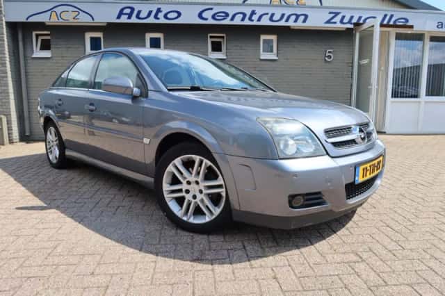 Opel Vectra (2006) thumbnail 2