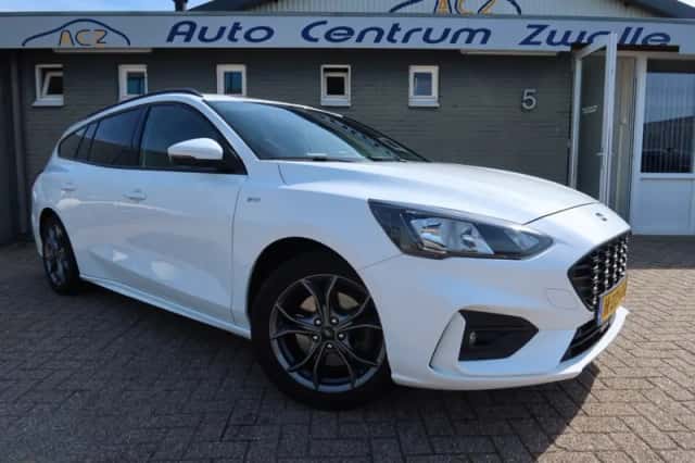 Ford Focus (2019) thumbnail 2