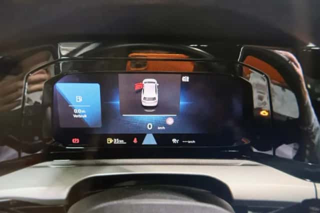 Volkswagen Golf (2020) thumbnail 5