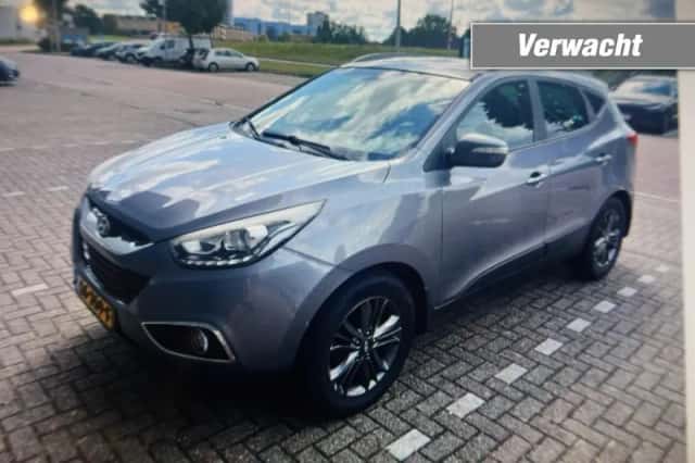 Hyundai ix35 (2015) thumbnail 1