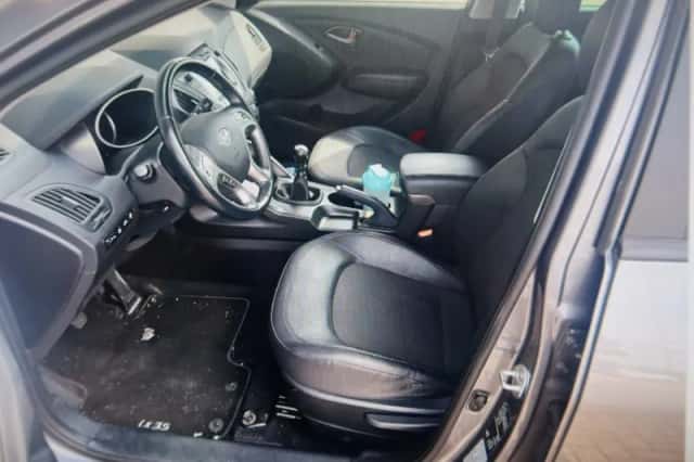 Hyundai ix35 (2015) thumbnail 3