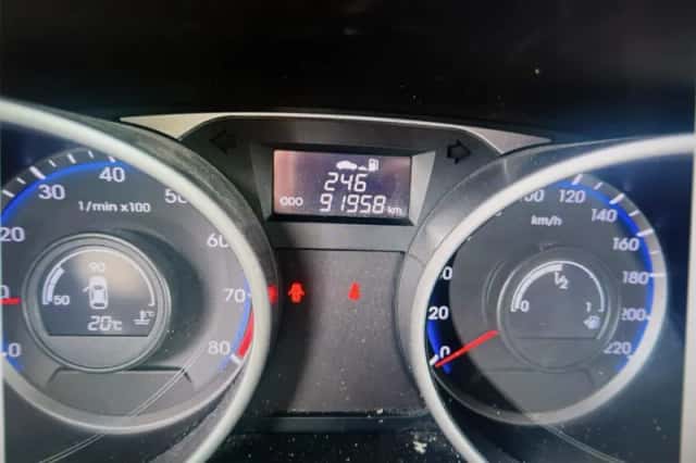 Hyundai ix35 (2015) thumbnail 5