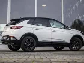 Opel Grandland (2022) thumbnail 3