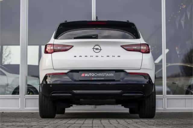 Opel Grandland (2022) thumbnail 5