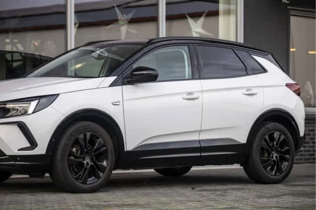 Opel Grandland (2022) thumbnail 54