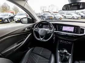 Opel Grandland (2022) thumbnail 60